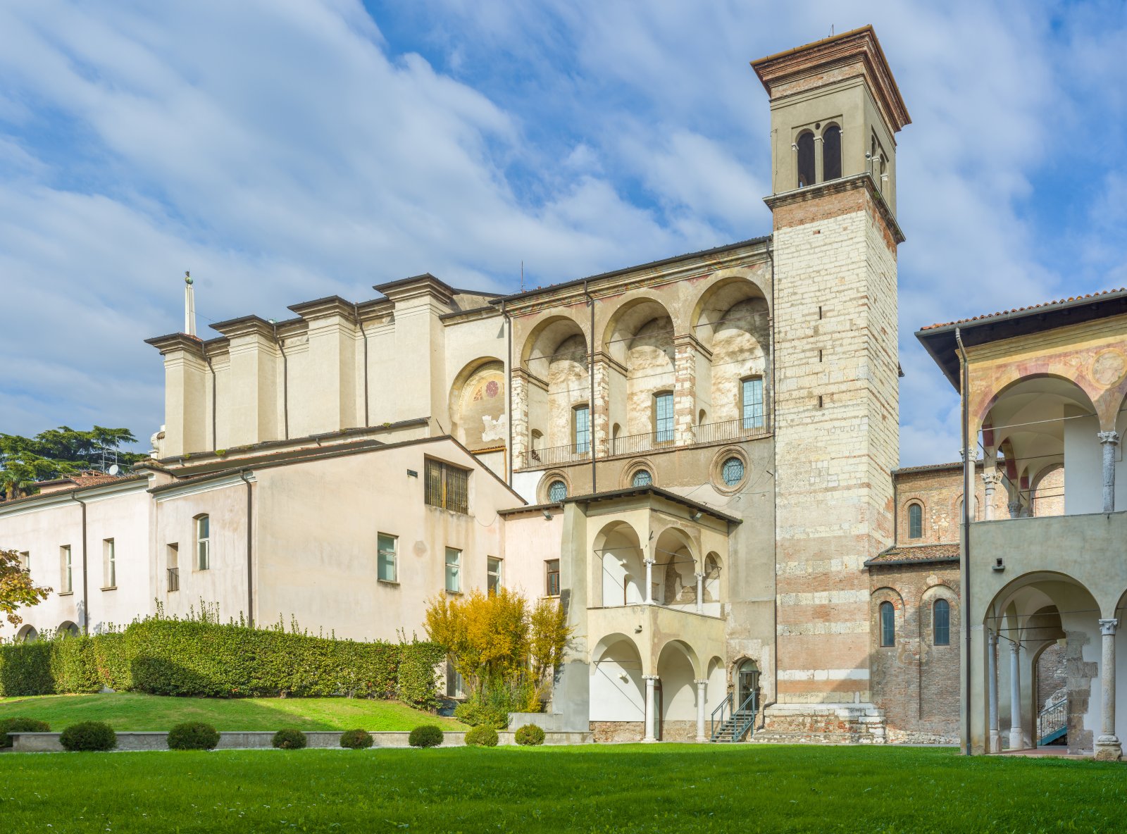 Como / tu Viện của San Salvatore-Santa Giulia - Brescia | Secret World Trip Planner