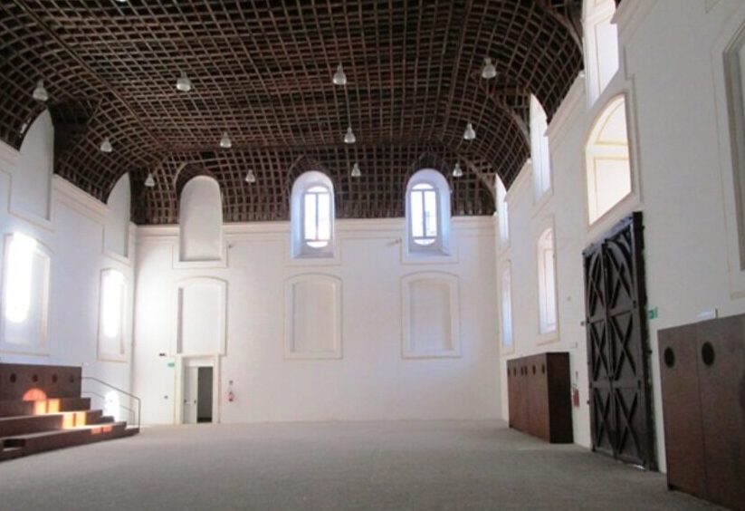 Palazzo Mascabruno, το πρώτο εσωτερικό καλπασμό - Portici | Secret World Trip Planner