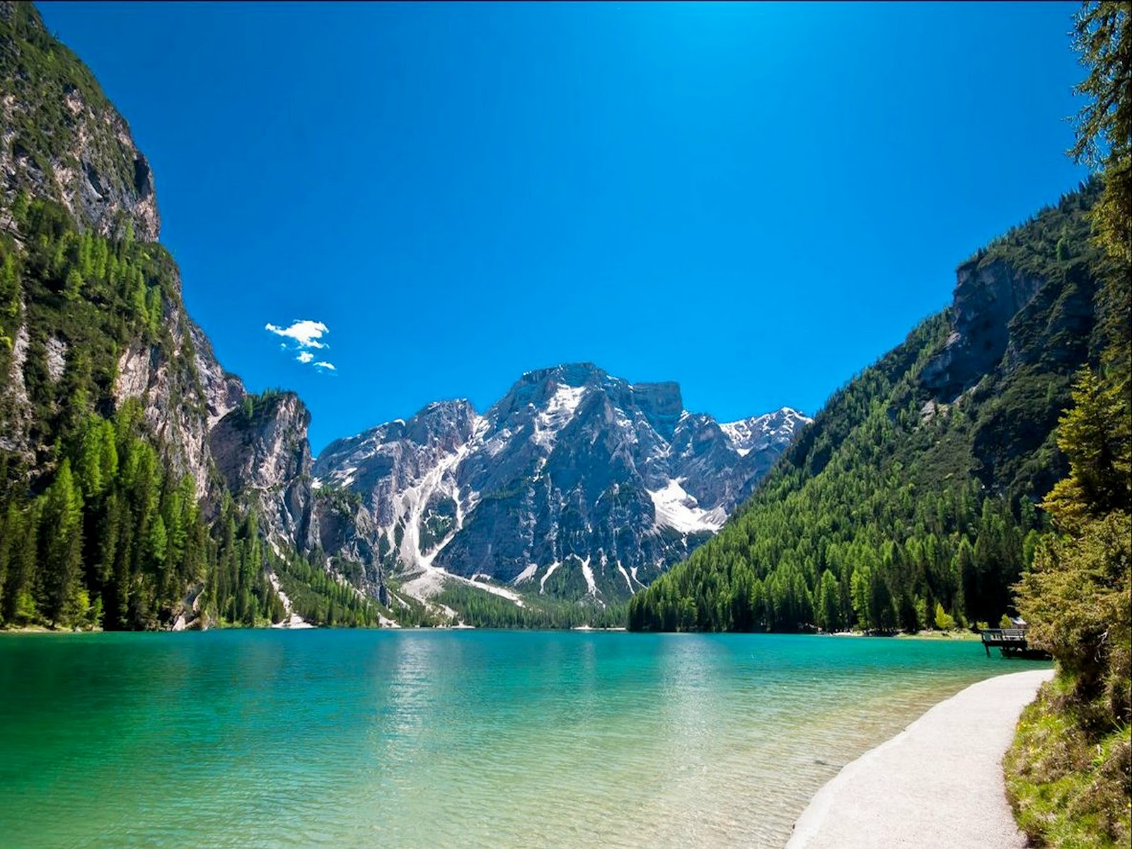 Кӯли Брейс - Lago di Braies | Secret World Trip Planner