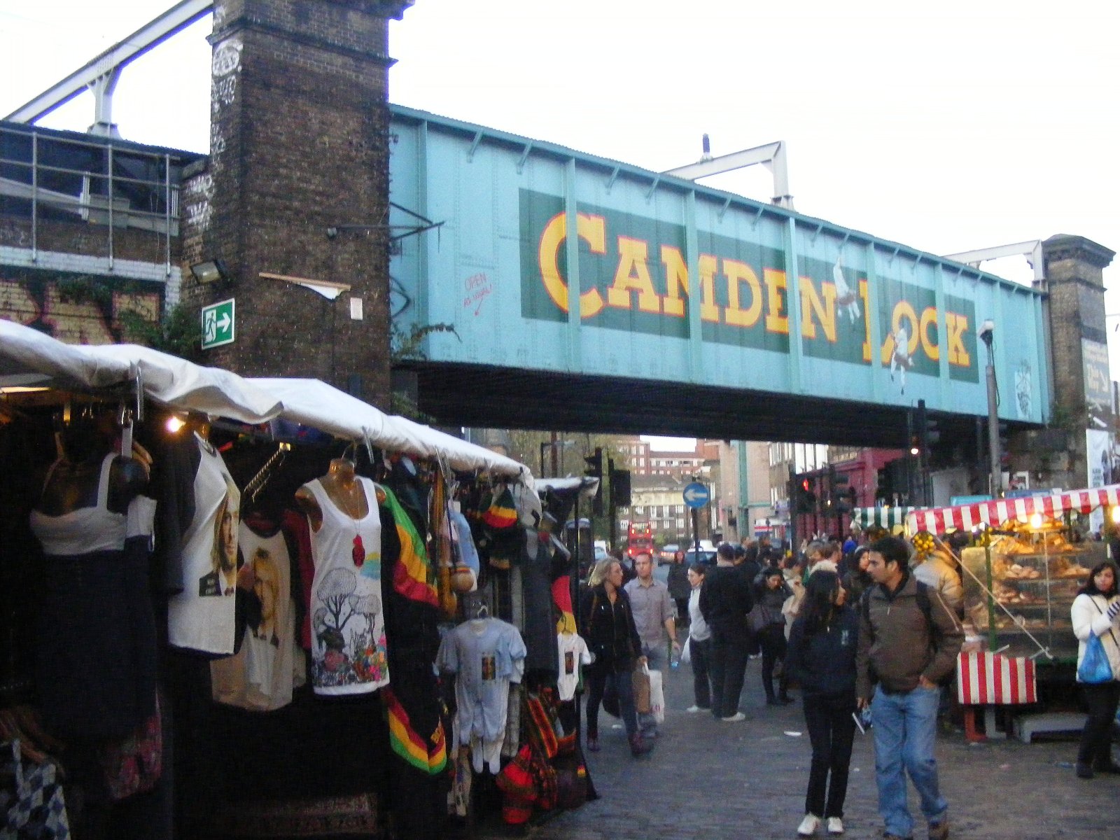 Camden Market|食べる、飲む、ショップ＆ロンドンのダンス - Camden Town | Secret World Trip Planner