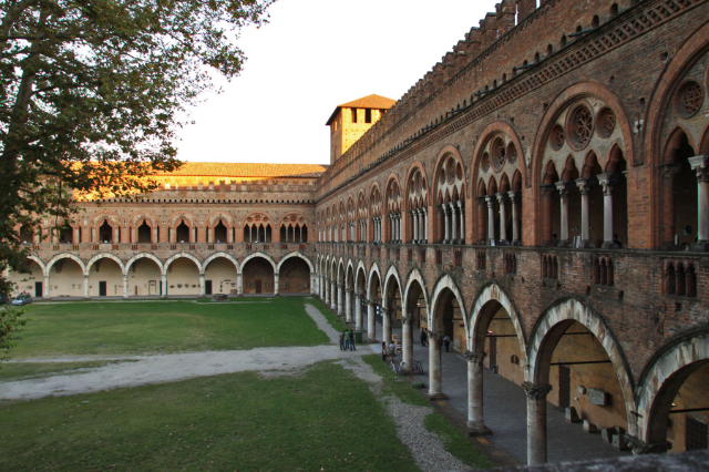 Visconti kastély - Pavia | Secret World Trip Planner