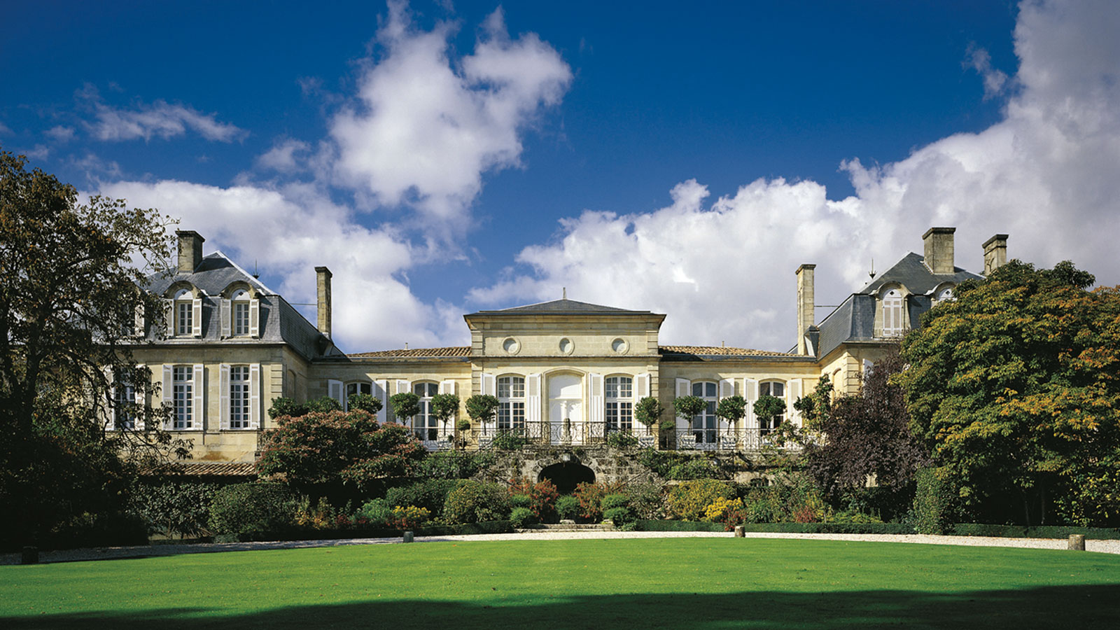 Château Léoville Barton - Saint-Julien-Beychevelle | Secret World Trip Planner