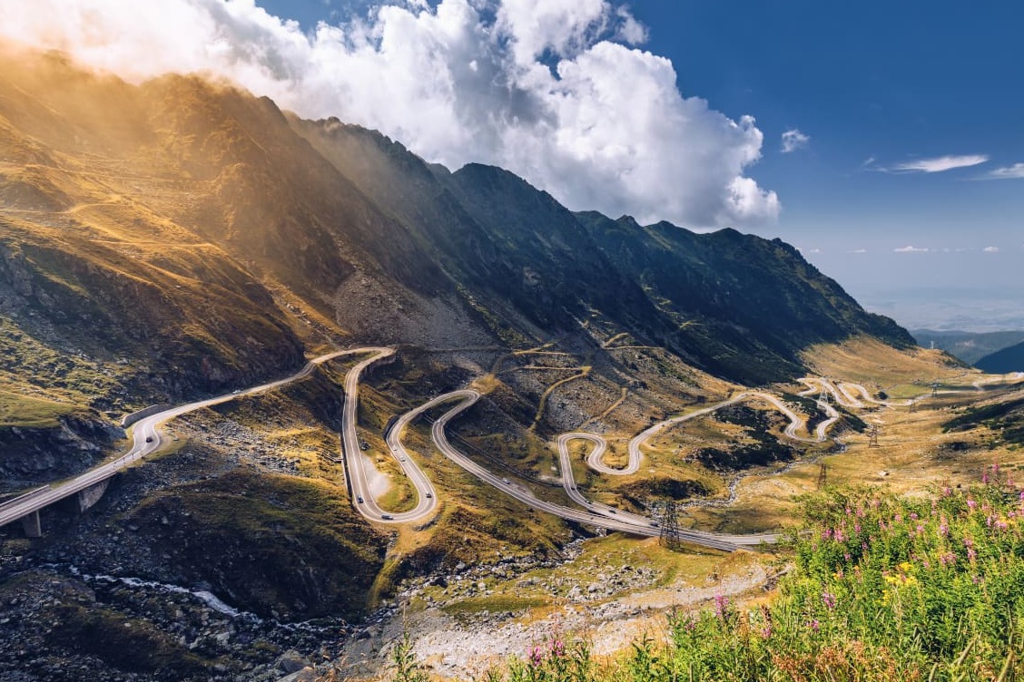 Romania | Transfagarasan Highway : A Scenic Drive — Cârțișoara