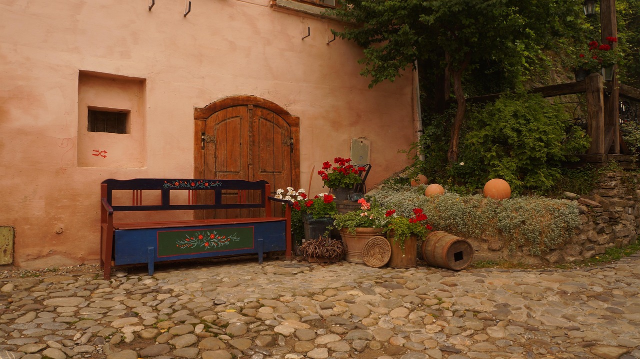 Transylvania | Rasnov and the Citadel - Râșnov | Secret World Trip Planner