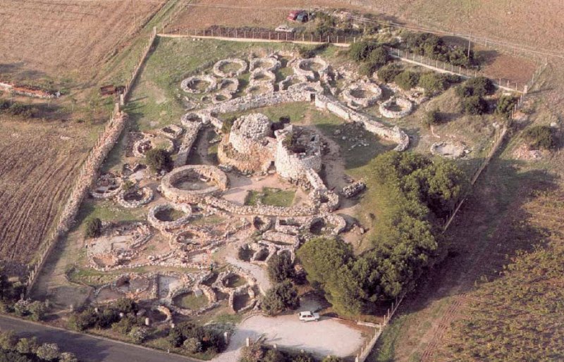 Necropola din Mont ' e Prama - Cabras | Secret World Trip Planner