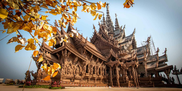 Sanctuaire de la vérité - Muang Pattaya | Secret World Trip Planner