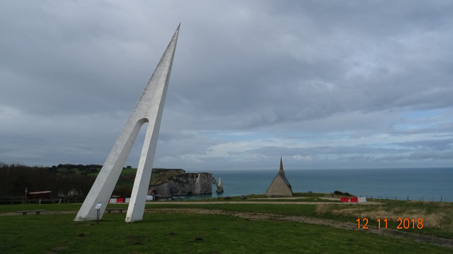 Monumento L'Oiseau Blanc - Étretat | Secret World Trip Planner
