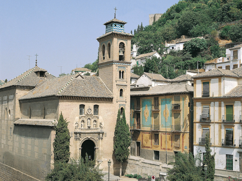 Kirche von Santa Ana in Granada - Granada | Secret World Trip Planner