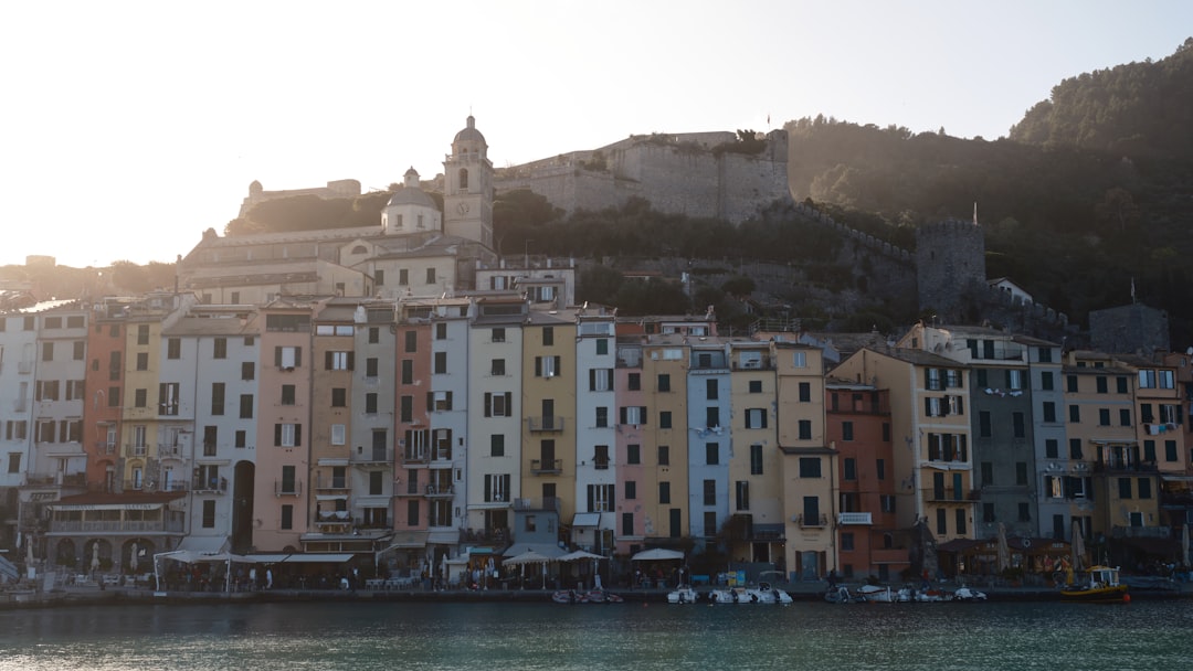 Wspaniałe pięć nadmorskich wiosek Cinque Terre - Portovenere | Secret World Trip Planner