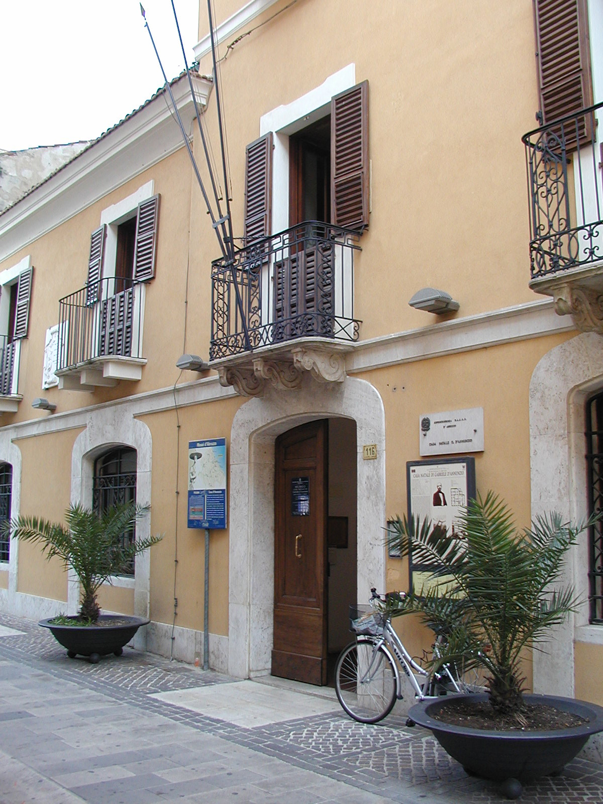 Gabriele D ' Annunzio szülőhelye - Pescara | Secret World Trip Planner