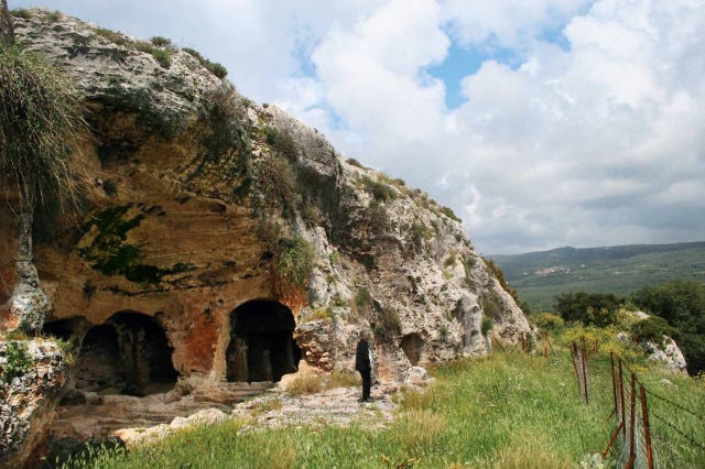 Die Katakomben von St. Onouphrios - Methoni | Secret World Trip Planner
