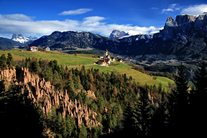 The Earth Pyramids - Segonzano | Secret World Trip Planner