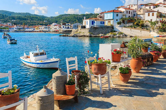 Il pittoresco villaggio di Kokkari - Kokkari | Secret World Trip Planner