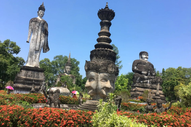Sala Keoku Buddha Park - Wat That | Secret World Trip Planner