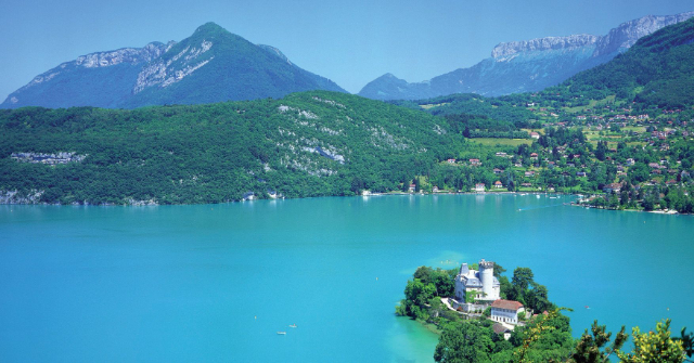 Lac d'Annecy, France - Lake Annecy | Secret World Trip Planner