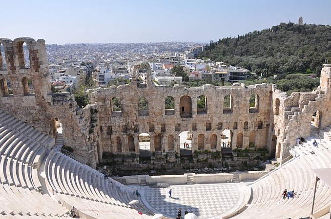 Athina: Théatro Dionysou (Theatre of Dionysus) — Athina