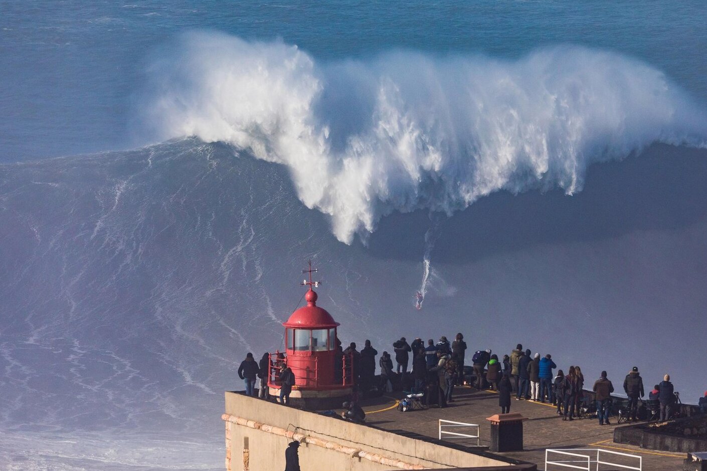 Nazaré, il surf e the Big Mama — Nazaré