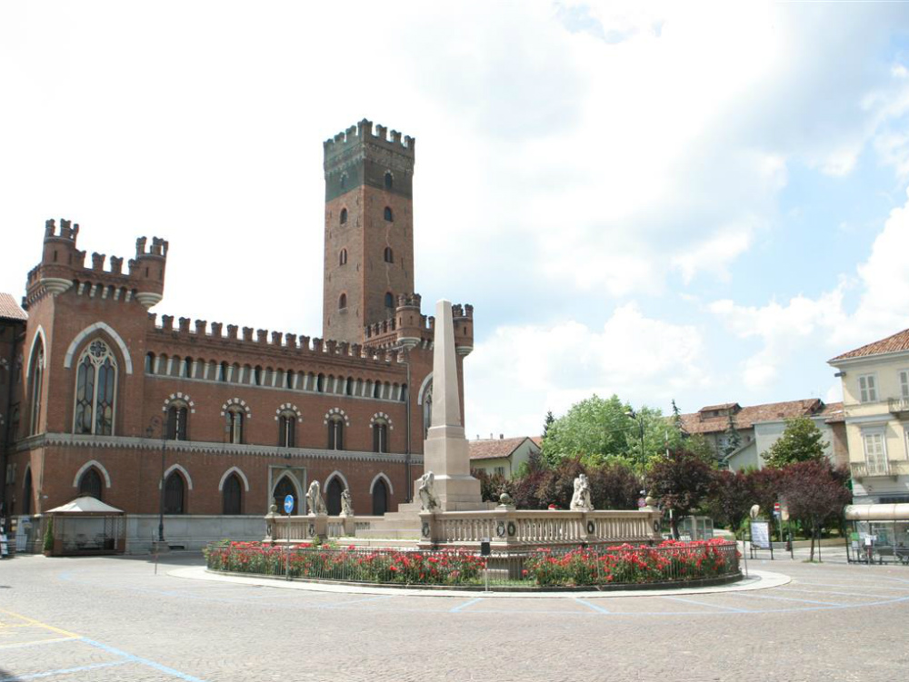 Mraba wa Roma - Asti | Secret World Trip Planner