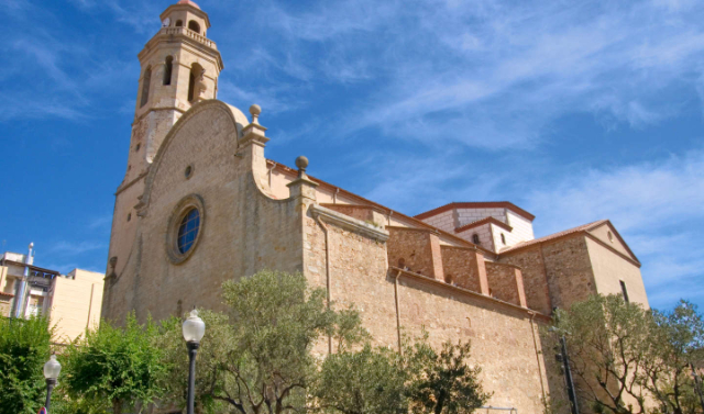 Église de Sainte-Marie et Saint-Nicolas - Calella | Secret World Trip Planner