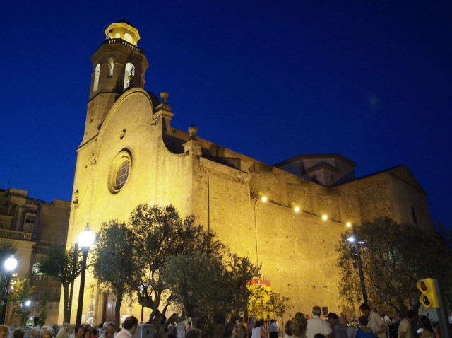 Église de Sainte-Marie et Saint-Nicolas - Calella | Secret World Trip Planner