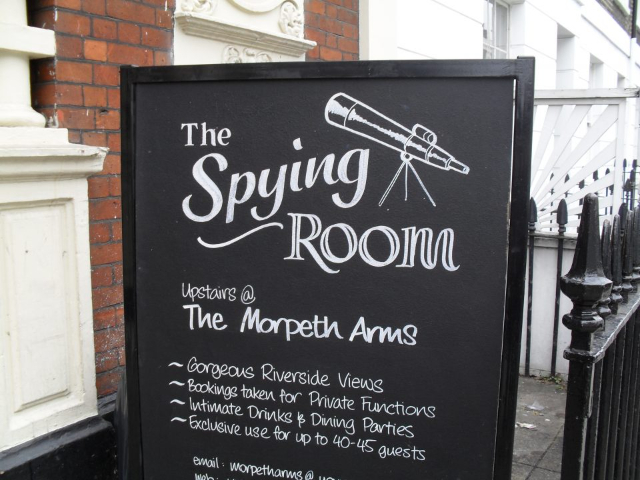 Les armes Morpeth - 58 Millbank | Secret World Trip Planner
