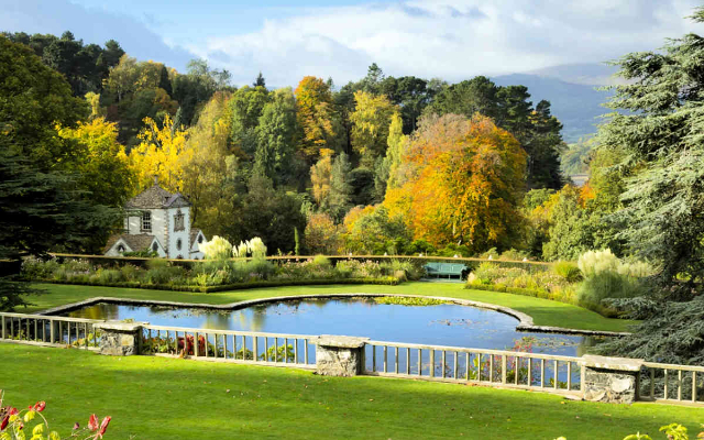Bodnant Gärten, Wales - Colwyn Bay LL28 5RE | Secret World Trip Planner