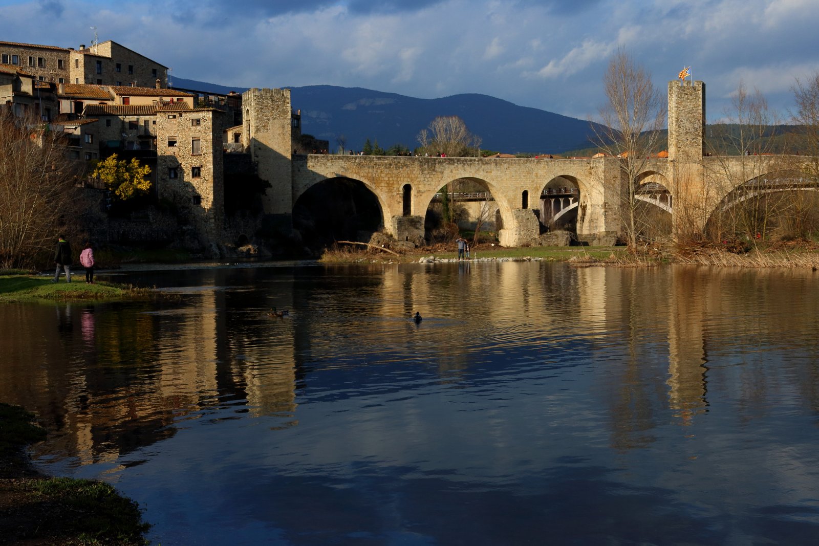 Besalú - Un joyau médiéval au cœur de la Catalogne - Monde secret - Besalú | Secret World Trip Planner