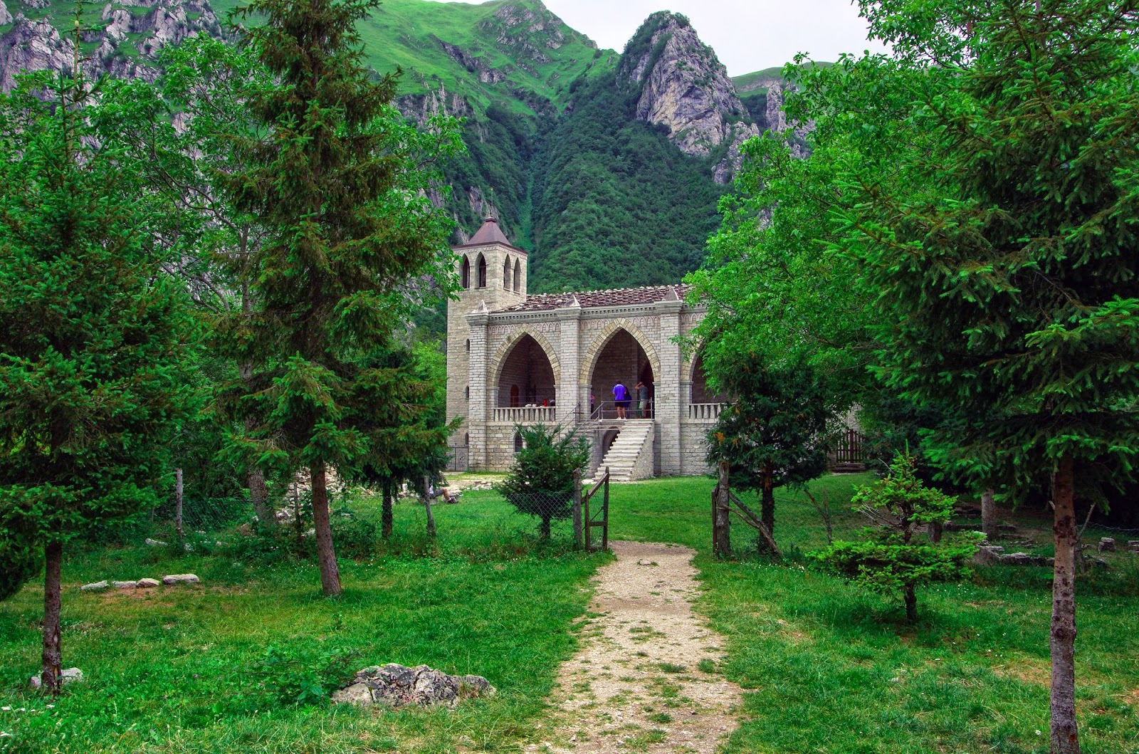 Gola dell'infernaccio ба С Леонардогийн өвөг дээдэс - Montefortino | Secret World Trip Planner