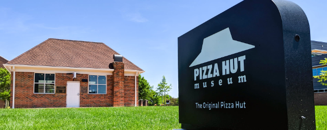 Musée Pizza Hut - Wichita | Secret World Trip Planner