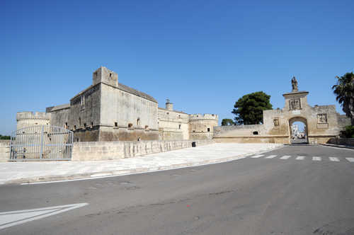 Acaya, la ville fortifiée - Acaya | Secret World Trip Planner