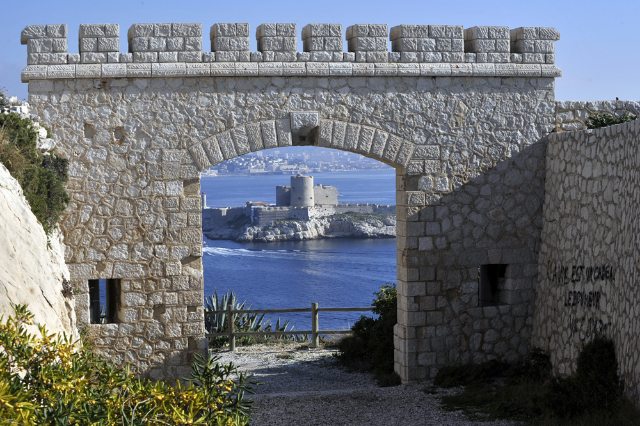 Festung von Ratonneau - Marseille | Secret World Trip Planner