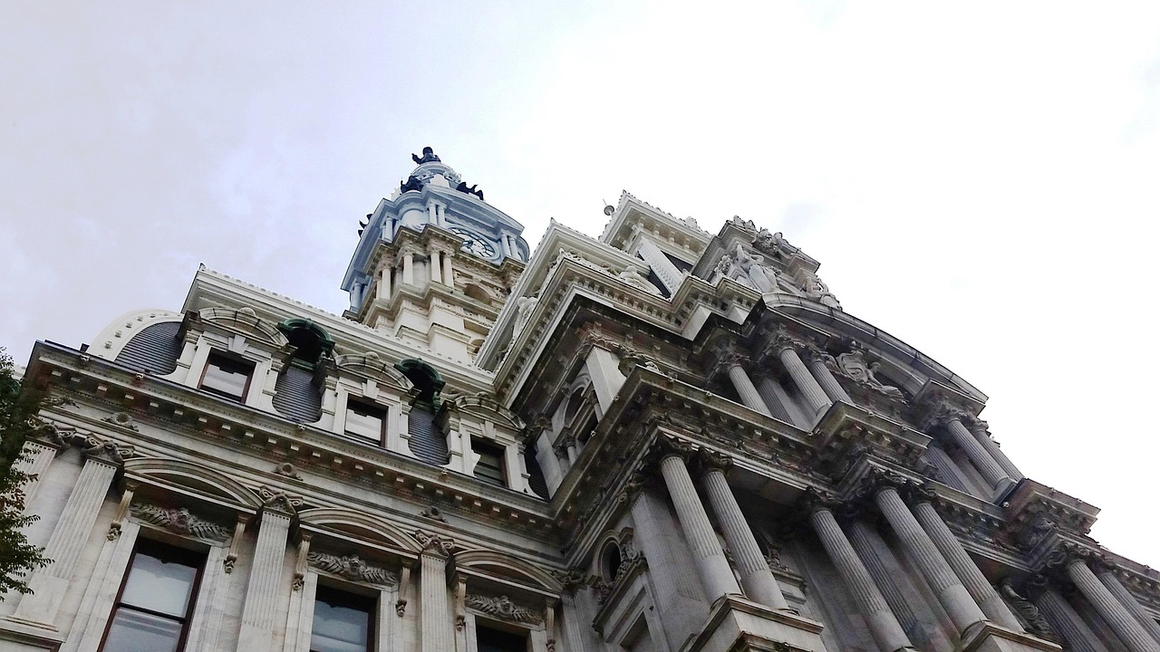 Philadelphie s'enorgueillit de posséder le plus grand hôtel de ville d'Amérique - Philadelphia | Secret World Trip Planner