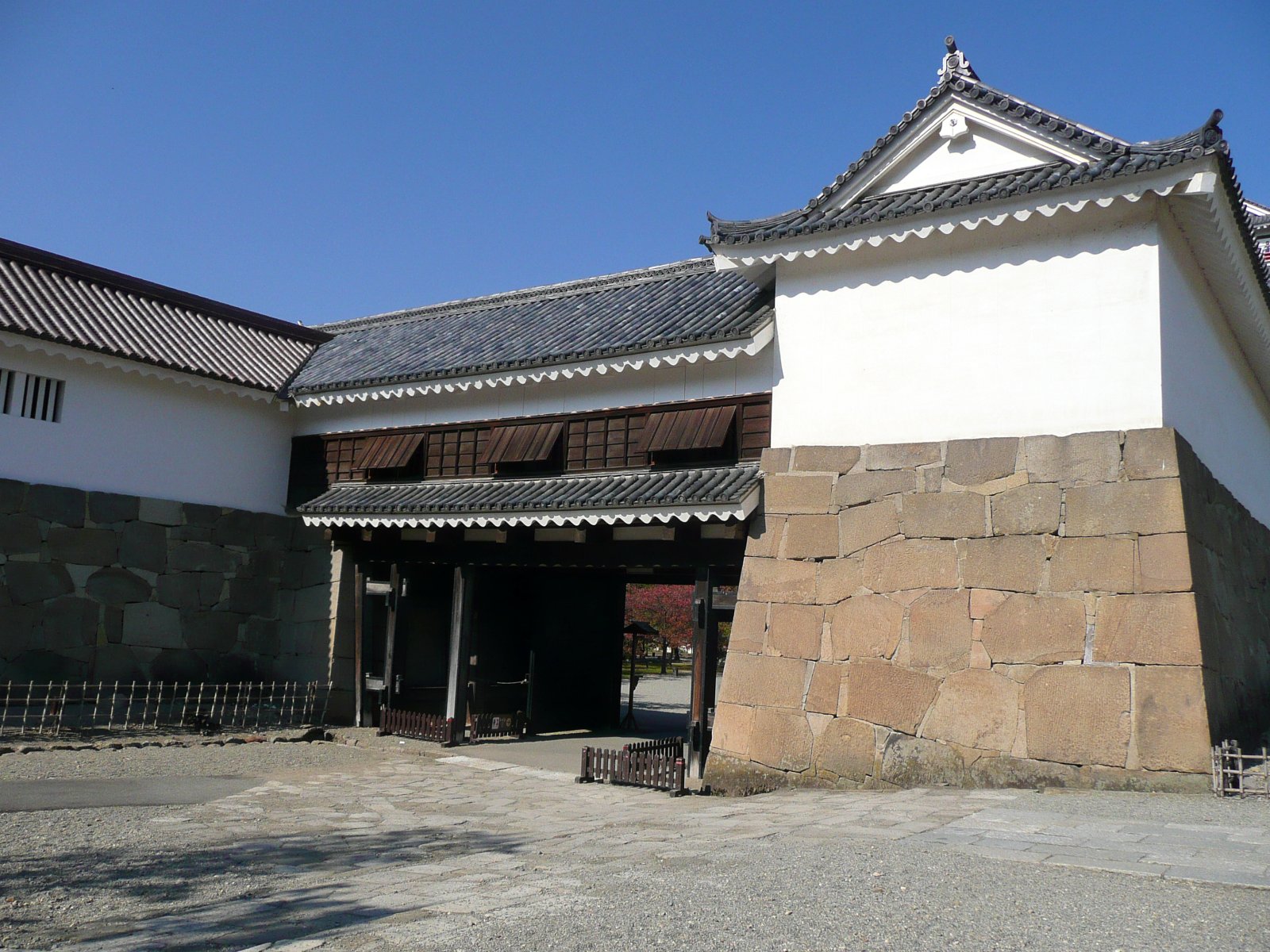 Le château de Tsuruga et son magnifique parc - Aizuwakamatsu-shi | Secret World Trip Planner