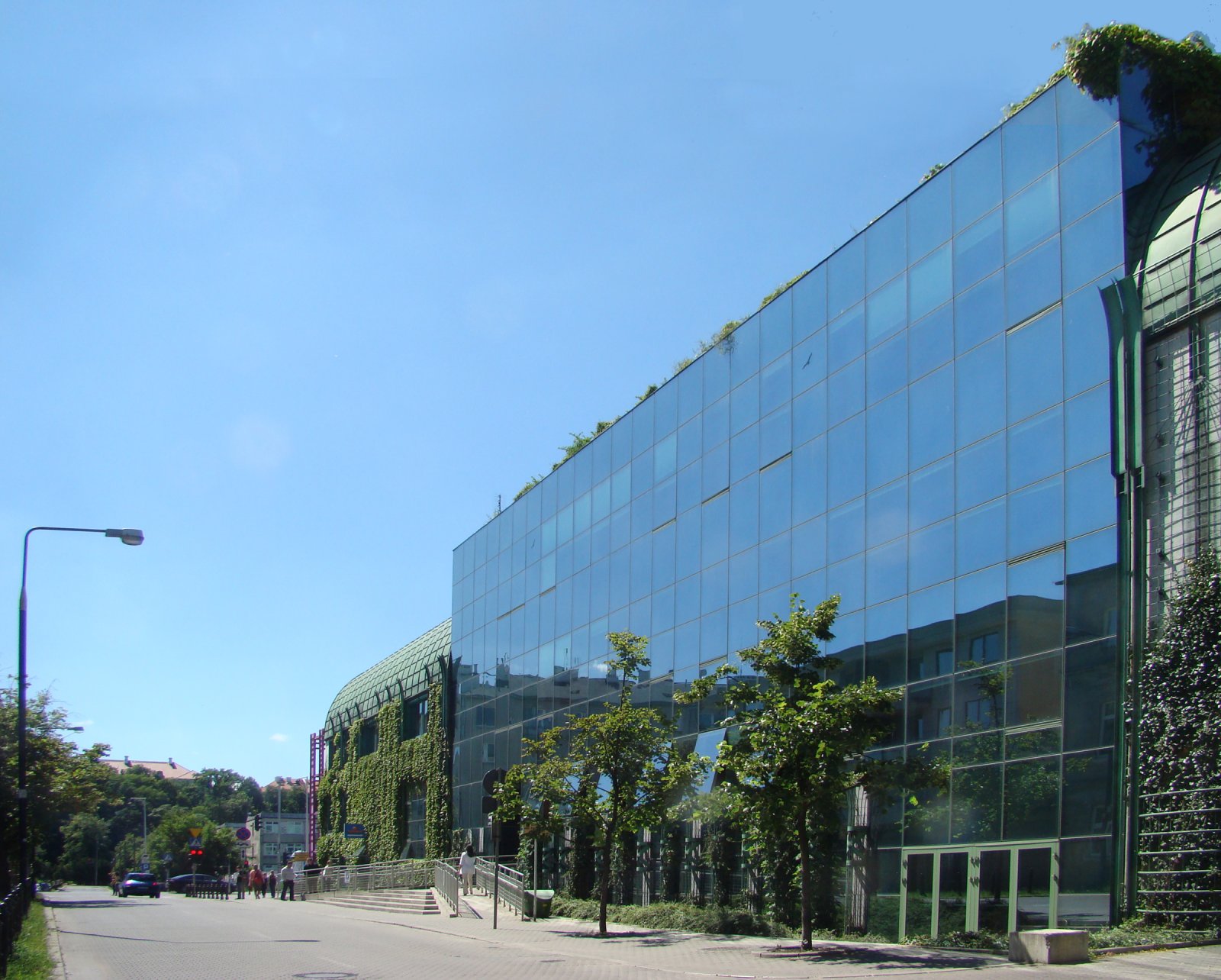 La bibliothèque de l'université de Varsovie - Warszawa | Secret World Trip Planner