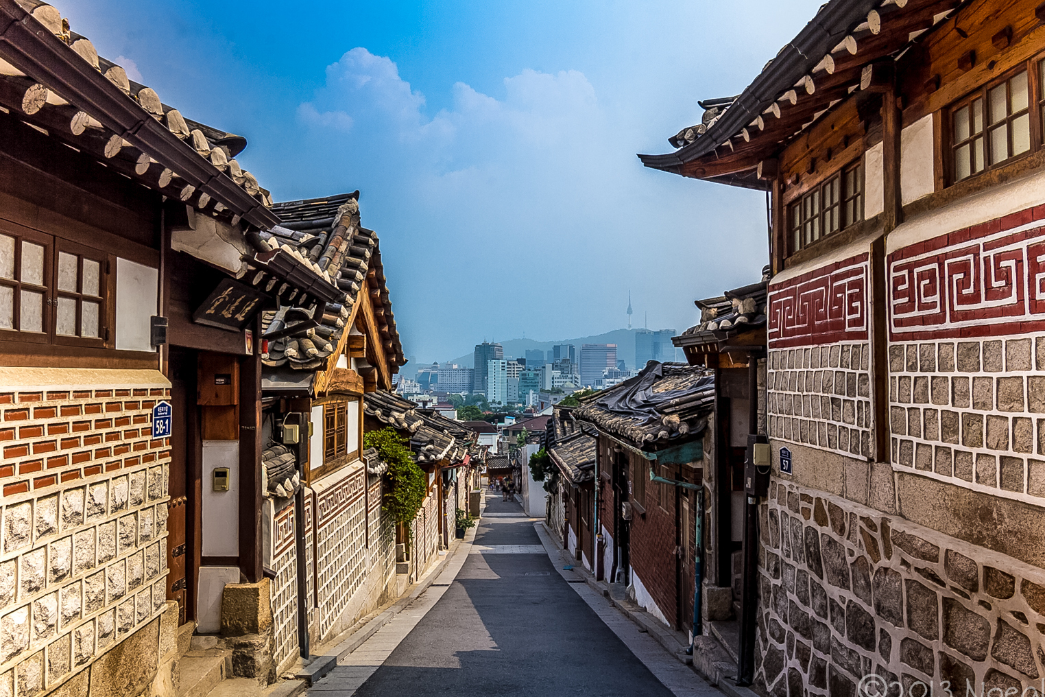 Bukchon Hanok : a Korean traditional village in Seoul — Jongno-gu