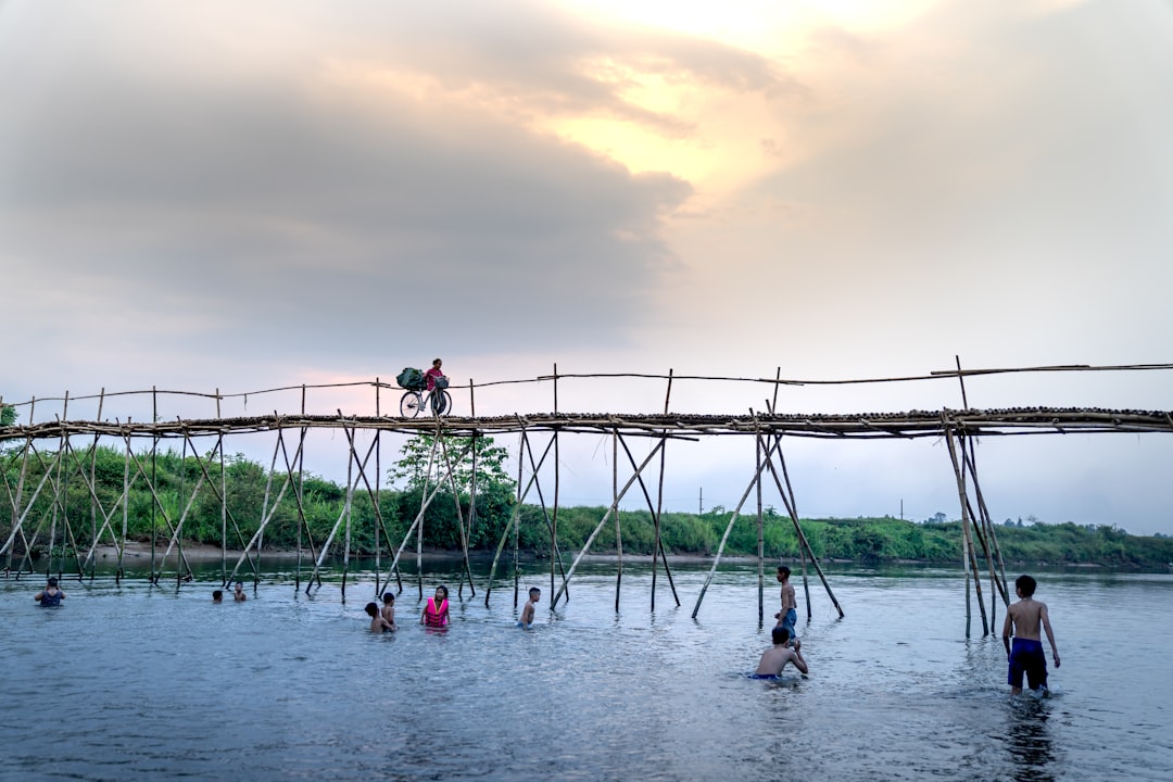 Le pont de Koh Pen, un pont en bambou - Krong Kampong Cham | Secret World Trip Planner
