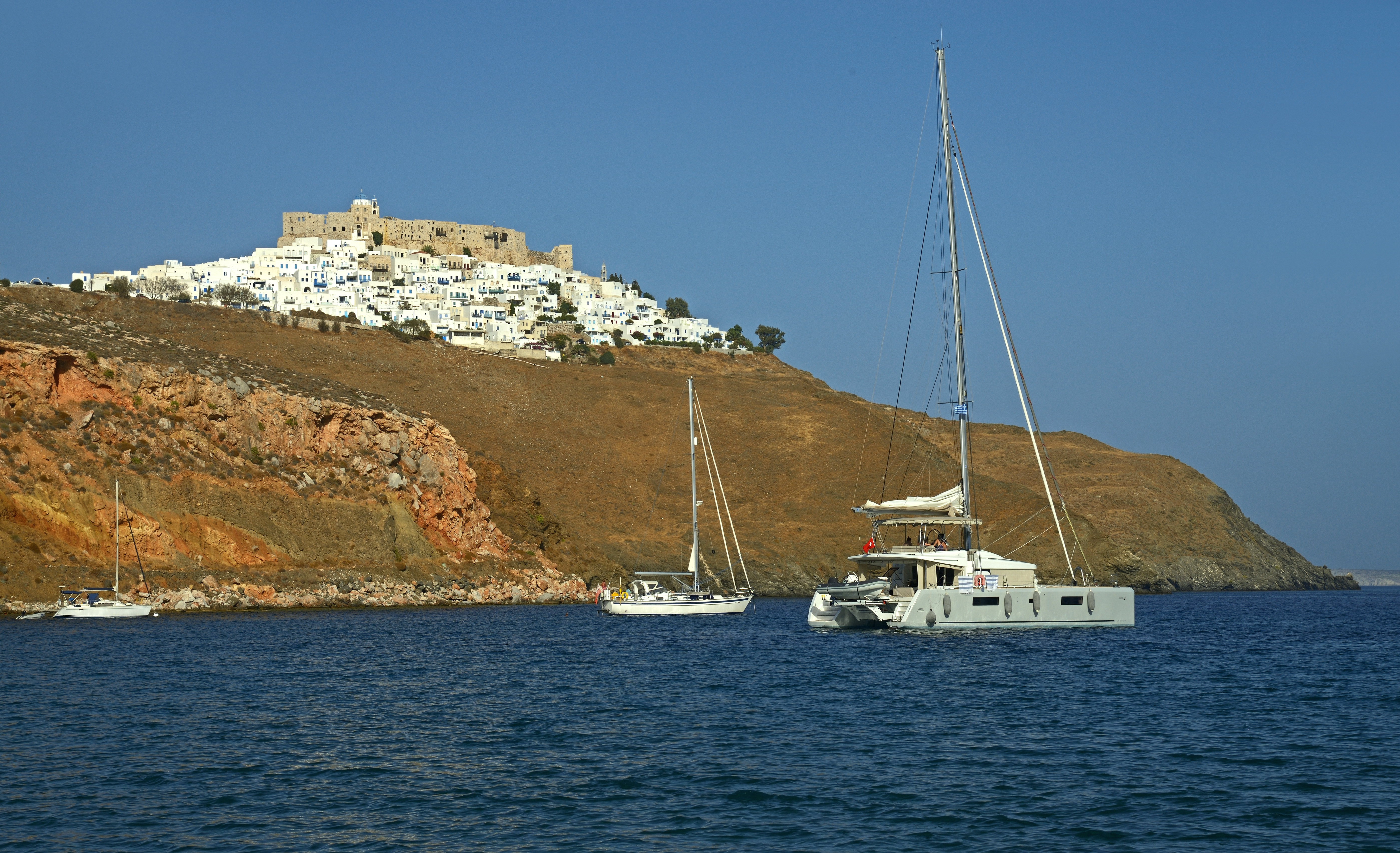 Chora : Château de Querini. - Astypalaia | Secret World Trip Planner