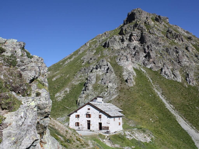 เส้นทางของวอลเซอร์ - Gressoney-Saint-Jean | Secret World Trip Planner