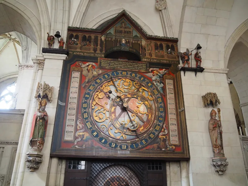 Orologio astronomico della cattedrale di Munster, - Münster | Secret World Trip Planner