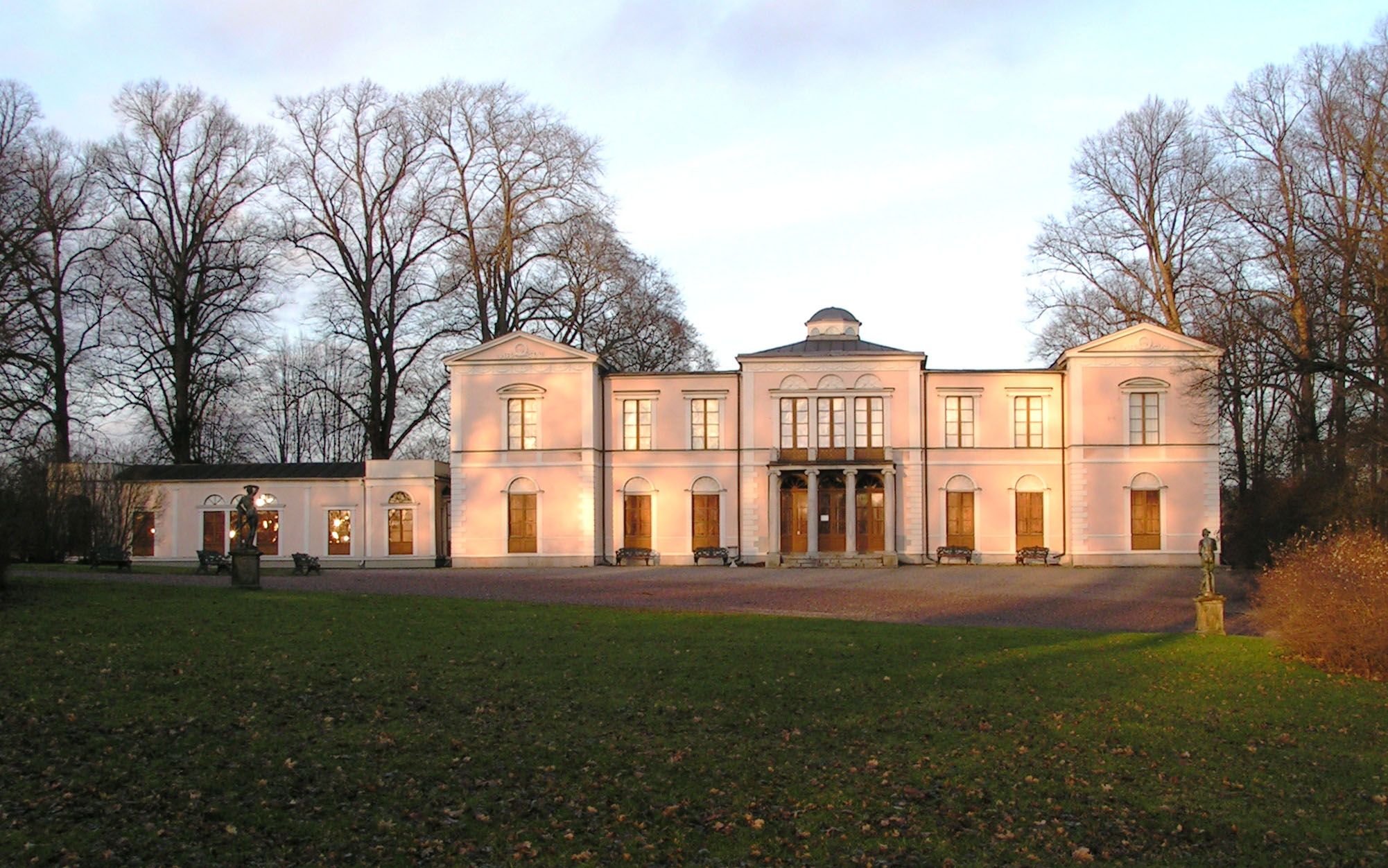 Palais de Rosendal - Monde secret - Rosendalsvägen 49 | Secret World Trip Planner