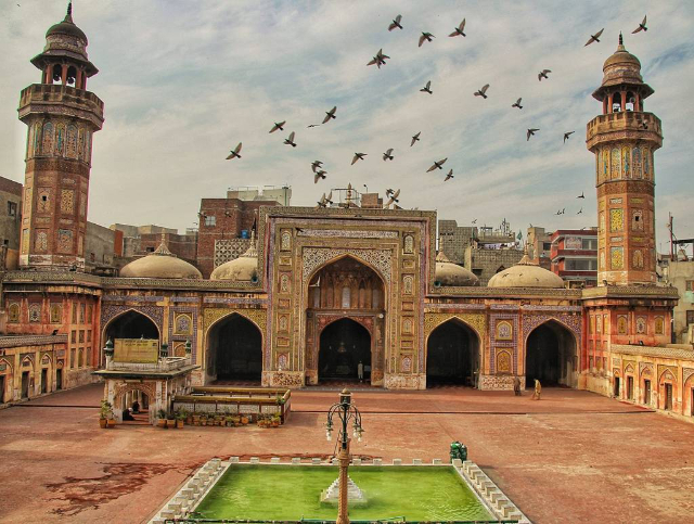 Mosque of Wazir Khan - Lahore | Secret World Trip Planner
