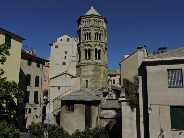 Toranj crkve San Donato - Genova | Secret World Trip Planner
