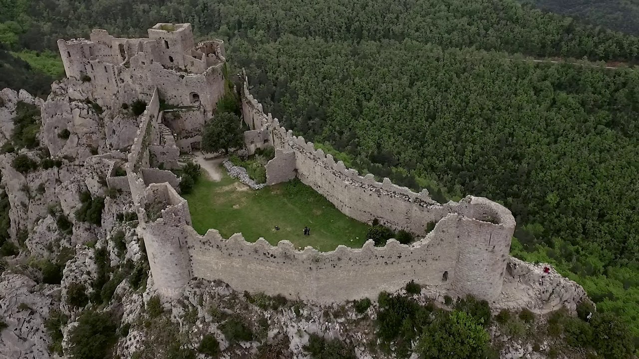Castello di Puilaurens - Puilaurens | Secret World Trip Planner