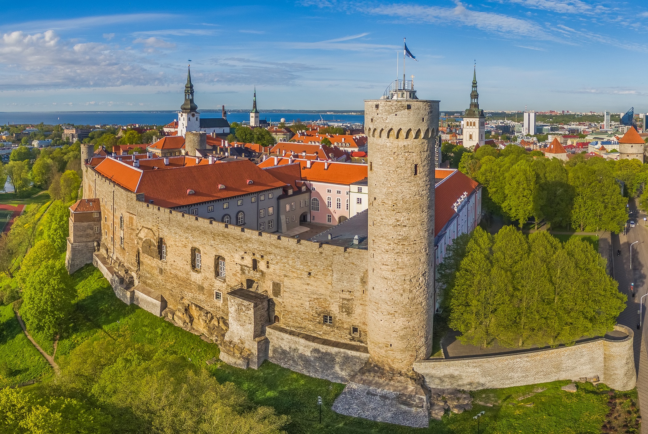Castello di Toompea - Tallinn | Secret World Trip Planner