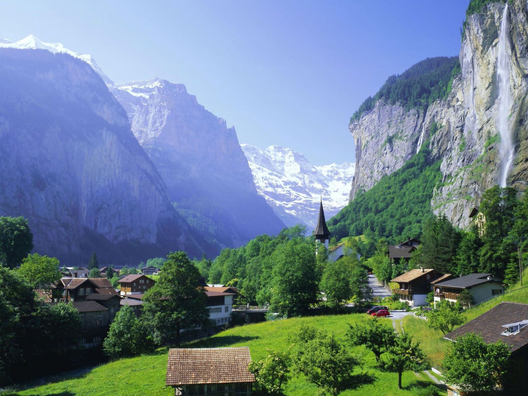 Lauterbrunnen e le impressionanti cascate di Staubbach - Lauterbrunnen | Secret World Trip Planner