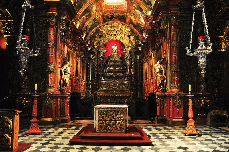 Kloster Sao Bento, Rio de Janeiro - Rio de Janeiro - RJ | Secret World Trip Planner