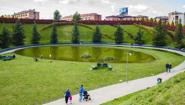 Ilgiausias pasaulyje suoliukas - Milano | Secret World Trip Planner