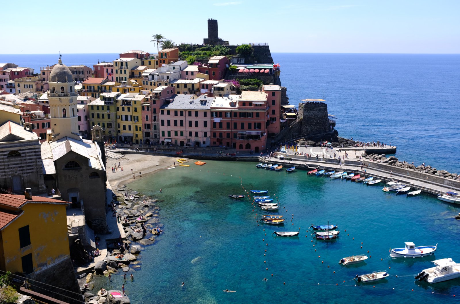 Vernazza : Une des cinq belles villes des Cinque Terre - Vernazza | Secret World Trip Planner