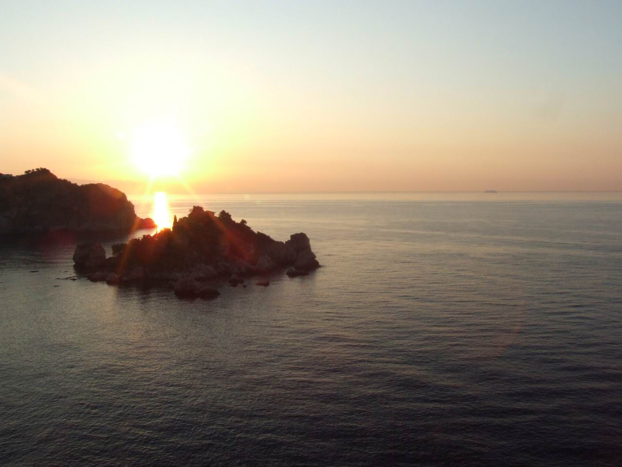 Isola Bella : la plus belle plage de Taormina - Isola Bella | Secret World Trip Planner