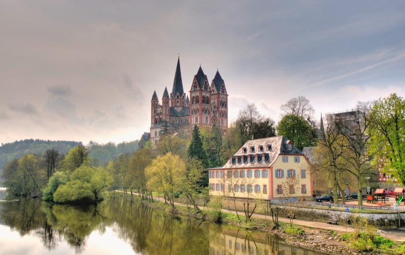 Limburger Dom - Limburg an der Lahn | Secret World Trip Planner